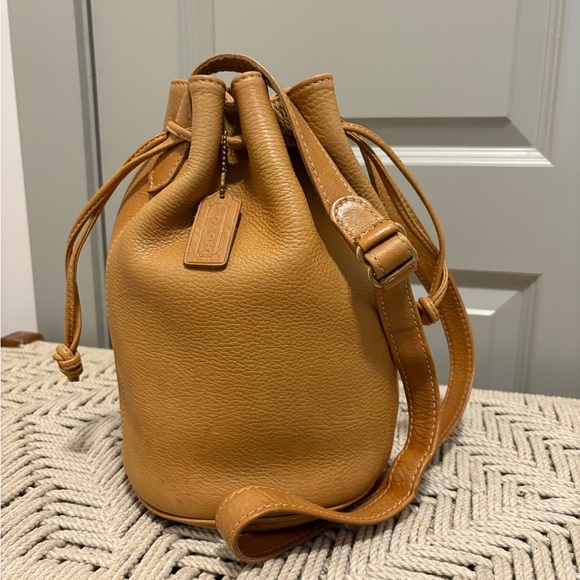 Coach Handbags - Coach Sonoma Leather Drawstring Bucket Bag